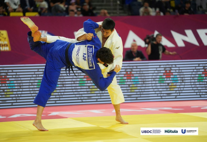 Б.Гончигсүрэн Улаанбаатарын Их дуулгын хошой аварга боллоо