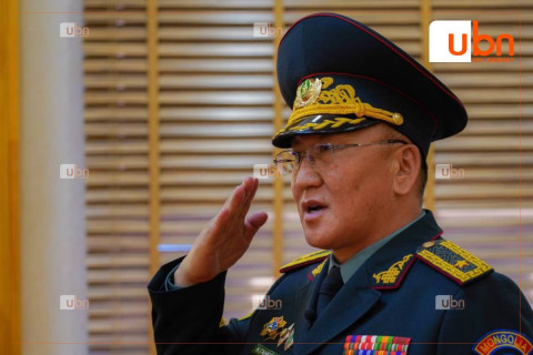 ХЗДХ-ийн сайд Л.Мөнхбаатар ХХЕГ-ын Тэргүүн дэд дарга, Бригадын генерал Н.Ганболдод хариуцлага тооцож, албан тушаалаас нь чөлөөллөө