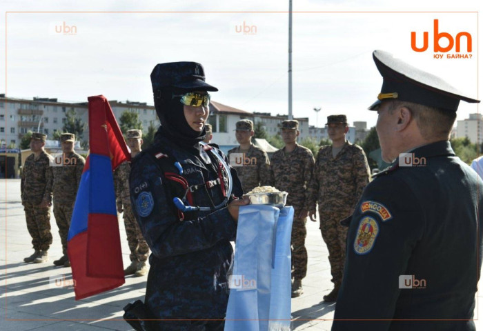 ШШГБ-ын суралцагч, ахлагч Г.Ариунзаяа 350 км зам туулахаар 3 дахь өдрөө гүйж байна