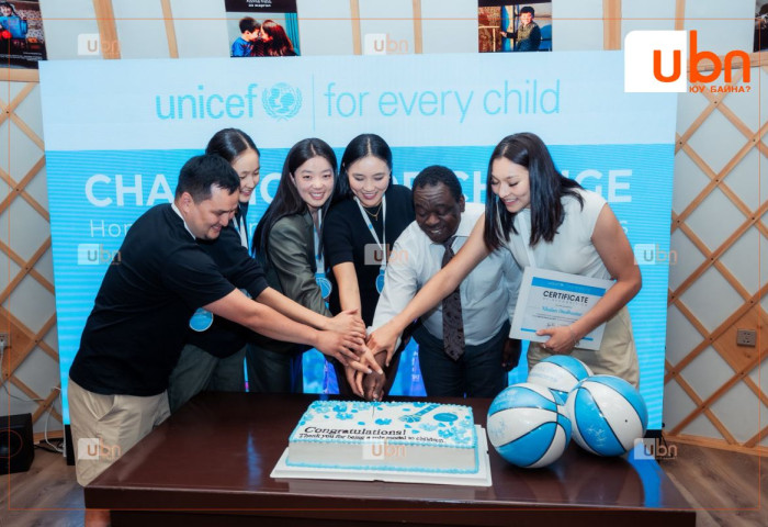 НҮБ-ын Хүүхдийн Сангийн хамт олон 3х3 шигшээ багийн охидыг хүлээн авч уулзлаа