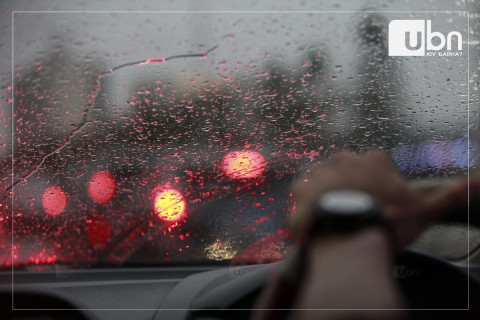 Үер усны аюулаас сэрэмжтэй байж, болгоомжтой зорчихыг анхааруулж байна