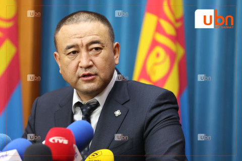 Б.Чойжилсүрэн: Наадмын талбайд биш Улаангом сумын 2,4,11 дүгээр багийн цахилгаан тавьсныг цөөн хүмүүс харлуулж байна