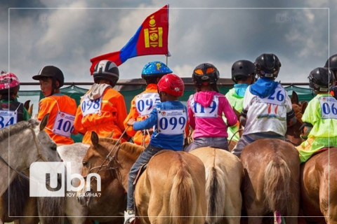 ХЭҮК: Бүсүүдийн хурдан морины уралдааны үеэр нийт 51 унаач хүүхэд гэмтжээ