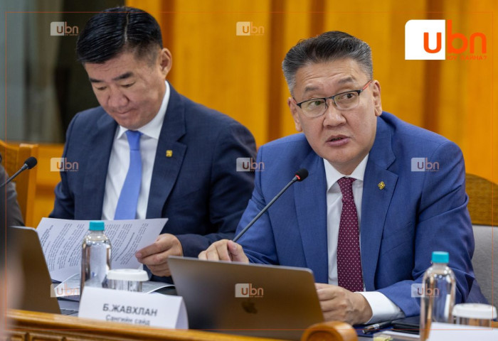 Б.Жавхлан: Улсын төсвийн төсөлд 11,3 их наяд төгрөг шаардагдах хөрөнгө оруулалтын  1232 санал ирснийг 9,6 их наяд төгрөгт багтааж эрэмбэлнэ