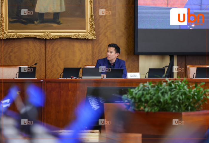 Оюутолгойн бүлэг ордын ашиглалтын талаар хянан шалгах түр хорооны даргаар УИХ-ын гишүүн О.Батнайрамдалыг сонголоо