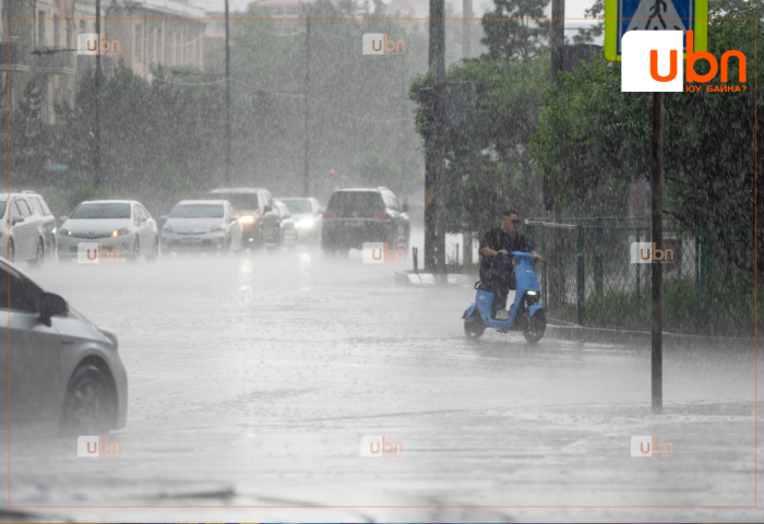 Маргааш Улаанбаатарт 20 хэм дулаан, дуу цахилгаантай аадар бороо орно