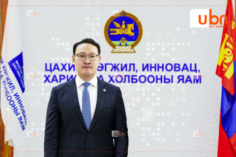 ЦХИХХ-ны сайд Э.Батшугар Монгол Улсад орчин цагийн харилцаа холбоо, мэдээллийн технологийн салбар үүсэж, хөгжсөний 104 жилийн ойн мэндчилгээ дэвшүүллээ