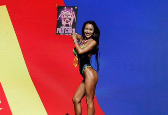 Алдарт эх И.Энхчимэг фитнессийн Зүүн болон Зүүн Өмнөд Азийн тэмцээнээс 12 медаль хүртжээ