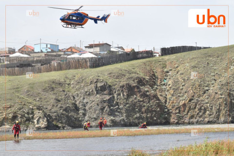 ОБЕГ: Нисдэг тэргээр уснаас аврах ажиллагааны дадлага хийж, ур чадвараа нэмэгдүүллээ