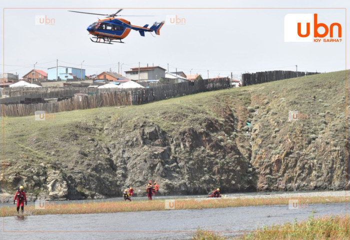 ОБЕГ: Нисдэг тэргээр уснаас аврах ажиллагааны дадлага хийж, ур чадвараа нэмэгдүүллээ