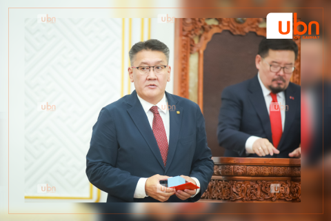 Сангийн яамнаас 2026 оны төсвийн төслийг Засгийн газарт хүргүүллээ