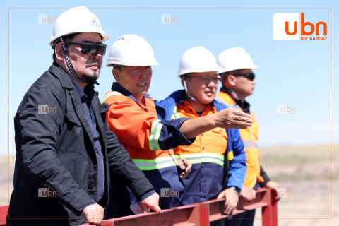 Ерөнхий сайд Шивээ-Овоогийн уурхайд ажиллах үеэрээ өндөр хүүтэй зээл авч, үр ашиггүй худалдан авалт хийхгүй, хариуцлагатай байхыг онцгойлон анхааруулав