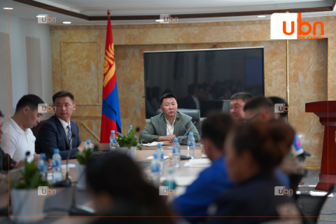 ХББОС-ын сайд Э.Бат-Амгалан Говьсүмбэр аймгийн  “УС-ДУ“ ОНӨААТҮГ-ын өвөлжилтийн бэлтгэл ажилтай танилцаж, үүрэг чиглэл өгөв