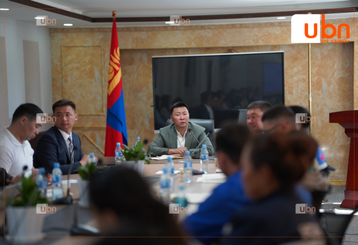 ХББОС-ын сайд Э.Бат-Амгалан Говьсүмбэр аймгийн  “УС-ДУ“ ОНӨААТҮГ-ын өвөлжилтийн бэлтгэл ажилтай танилцаж, үүрэг чиглэл өгөв