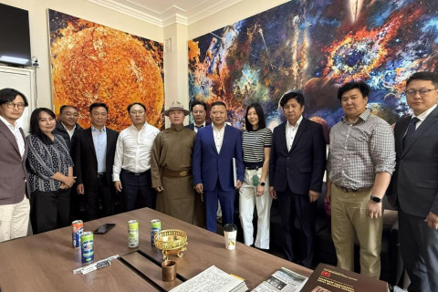 АН-ын Үндэсний бодлогын хороог хуралдуулах 168 гишүүний гарын үсэг бүхий шаардлагыг хүргүүллээ