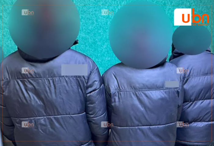 СЭРЭМЖЛҮҮЛЭГ: 15-17 насны гурван хүүхэд бусдад хутга тулган, гар утас, гадуур хувцас зэргийг нь дээрэмдээд зугтжээ
