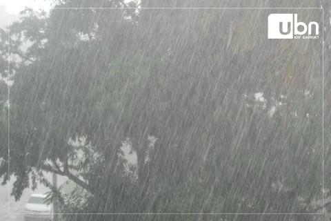 Улаанбаатарт 18 хэм дулаан, их хэмжээний усархаг бороо орно