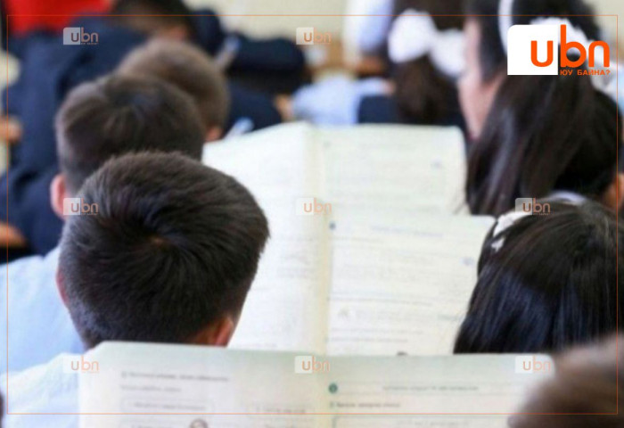 ЕБС-ийн гурав, дөрөвдүгээр ангид англи хэлний хичээл долоо хоногт хоёр цаг орно