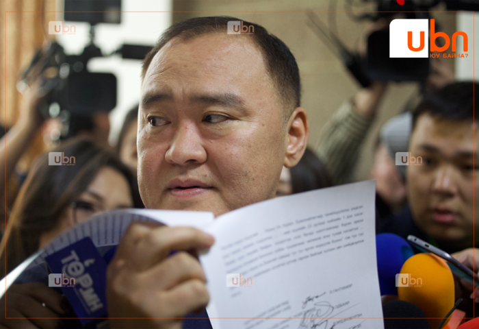 ШУУРХАЙ: АН-ын ҮБХ энэ сарын 28-нд хуралдаж, Лу.Гантөмөр намын даргын ажлаа өгөхөөр болжээ