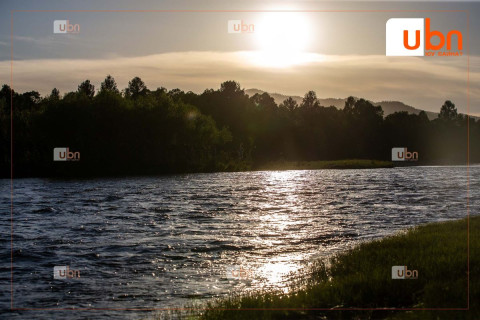 Улаанбаатарт 25 хэм дулаан, багавтар үүлтэй