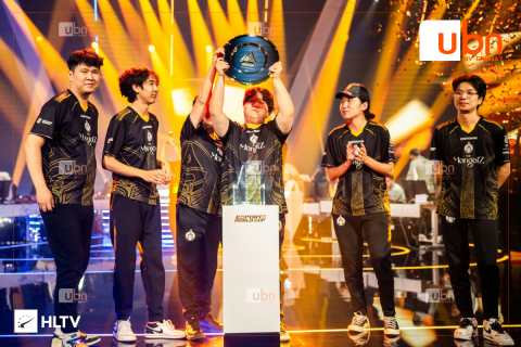 ”The MongolZ” баг дэлхийн аварга болж, 500 мянган ам.долларын шагнал хүртлээ