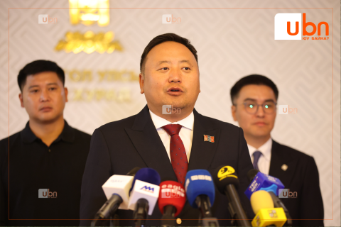 О.Алтангэрэл: Яаран байж хэдэн хүний дунд “Намын дарга сонгоно“ гээд явж байгаа нь буруу