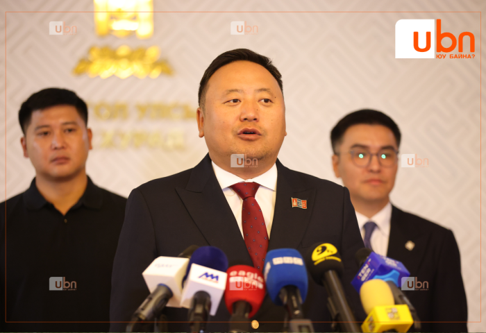 О.Алтангэрэл: Яаран байж хэдэн хүний дунд “Намын дарга сонгоно“ гээд явж байгаа нь буруу