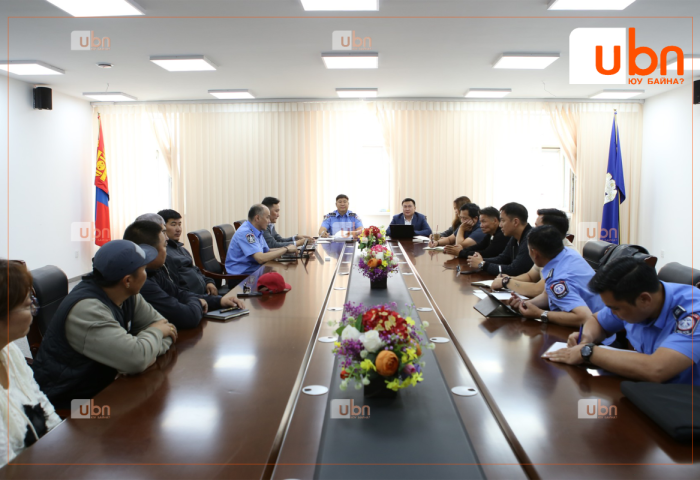 Хүүхэд мопед, скүүтер унахыг хориглож, аппликейшнээр хянана