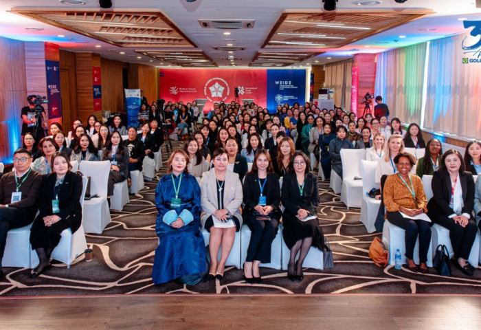 Голомт банк “Дэлхийн бизнес эрхлэгч эмэгтэйчүүдийн чуулга уулзалт”-д дэмжигч байгууллагаар ажиллалаа