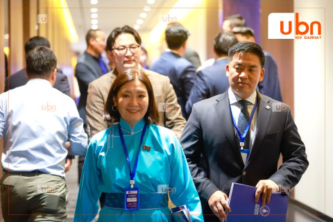 Л.Мөнхбаясгалан: Намын даргад өрсөлдөх эрхгүй боллоо. Ад үзэгдэх зоригтой байсан өөртөө жаахан ч гэсэн талархаж байна