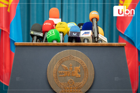 ҮЙЛ ЯВДАЛ: С.Эрдэнэболд тэргүүтэй гишүүд АН-ын даргын сунгаатай холбоотой мэдээлэл хийнэ