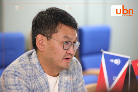 Ө.Шижир: АН намын даргад нэр дэвшиж байгаа хүмүүсийг “Мөнгөө хувааж өг“ гэж байна