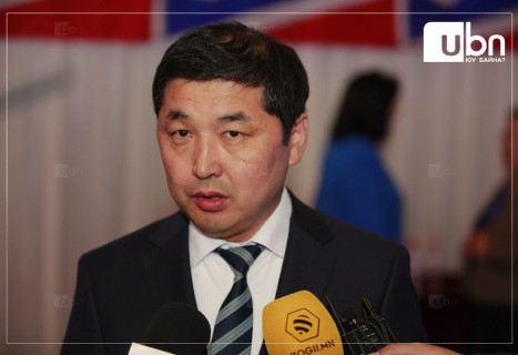 “Намын даргыг сонгох санал хураалт багадаа нэг удаа явагдана. Үүнээс цааш хамгийн бага санал авсан нь хасагдах журмаар үргэлжилнэ“