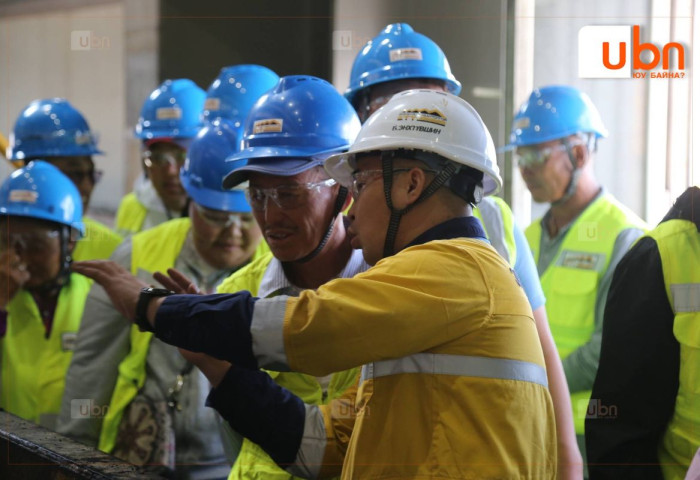 Цогтцэций сумын Цагаан-Овоо, Сийрст багийн иргэдийн төлөөлөл Нүүрс баяжуулах үйлдвэртэй танилцлаа