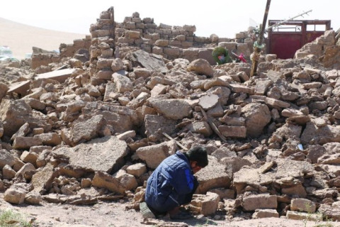 Афганистанд болсон газар хөдлөлтийн улмаас 250 хүн амь насаа алджээ