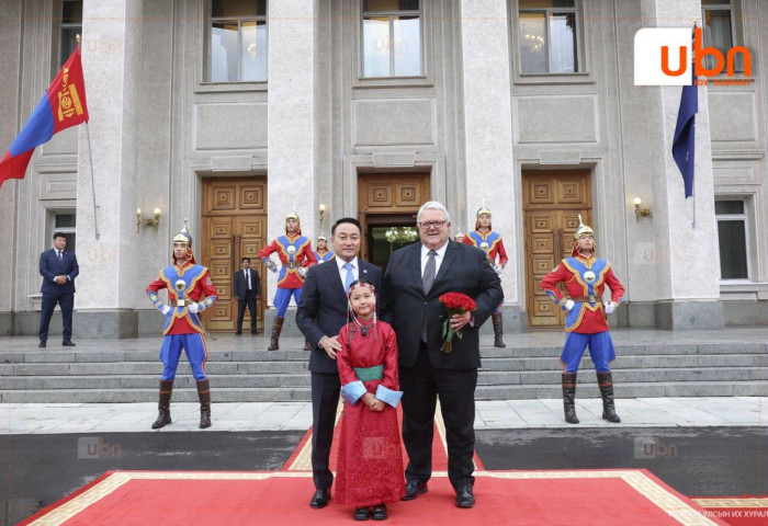 УИХ-ын дарга Д.Амарбаясгалан Шинэ Зеланд Улсын Парламентын Төлөөлөгчдийн танхимын дарга Жерард Браунли-г хүндэтгэн угтан авлаа