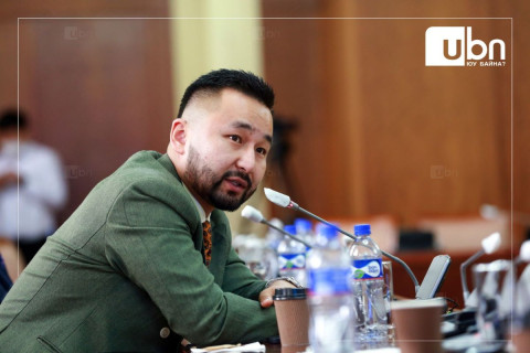 О.Мөнхжин, Б.Гантиг нарын хэргийг прокурор руу буцаажээ