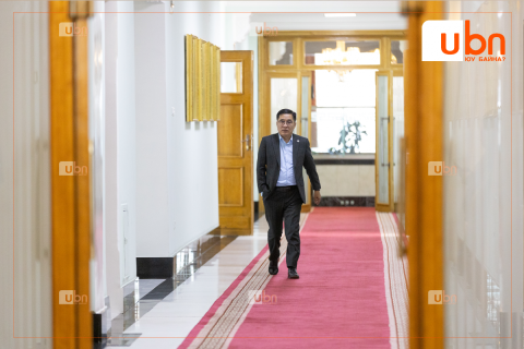 Б.Батбаатар: М.Нарантуяа-Нара гишүүний саналыг намын гишүүний өгч буй санал гэдэг утгаар хүлээж авсан. ИЗНН-ын удирдах бүрэлдэхүүнд миний хамааралтай хүмүүс байхгүй