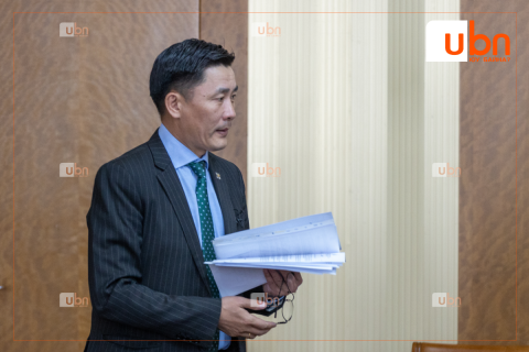 Ё.Баатарбилэг нарт холбогдох Хөгжлийн банкны хэргийн шүүх хурал ирэх маргааш буюу ирэх даваа гарагт болно