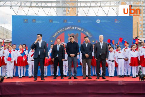 21 аймаг, 330 сум, Улаанбаатар хот 9 дүүргийн ЕБС-ийн сурагчдын дунд зохион байгуулж буй “Мөрөөдлийн гоол 2025” тэмцээн нээлтээ хийлээ