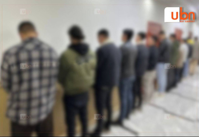 Pokerrr 2 аппликэйшнд “Нүүдэлчин“, “Lexus600”, “Phoenix” нэртэй өрөөнүүд үүсгэж, мөрийтэй тоглоом хууль бусаар зохион байгуулж, иргэдээс 1 тэрбум гаруй төгрөг залилжээ