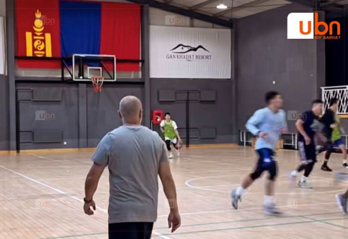 Бишрэлт металл баг улирлын өмнөх бэлтгэлдээ гарчээ