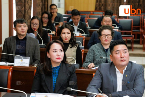 СБД-т 10 сургууль, 16 цэцэрлэгийн дээвэр, цахилгаан дулааны шугамыг засварлажээ