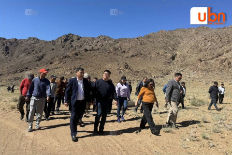 “Халзан бүрэгтэйн“ орд газрын асуудлаарх Ерөнхий хяналтын сонсголд Ховд аймгийн Мянгад сумаас 50 иргэн оролцуулах хүсэлт гаргав