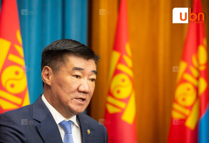 С.Бямбацогт: Ц.Анандбазар, М.Ганбаатар, Б.Баттөмөр Ерөнхий сайдын зөвлөхөөр томилогдоогүй. Ерөнхий сайдын зөвлөхөөр огт ажилладаггүй 