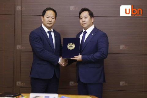 Нийслэлийн хөгжлийн 2026 оны төлөвлөгөөний төслийг НИТХ-ын дарга А.Баярт өргөн барилаа