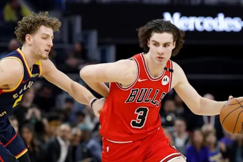 Чикаго Буллс баг Жош Гиддитэй 100 саяын гэрээ байгууллаа