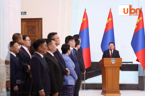 Ерөнхий сайд Г.Занданшатар сайд нартай ХАРИУЦЛАГЫН ГЭРЭЭ байгууллаа