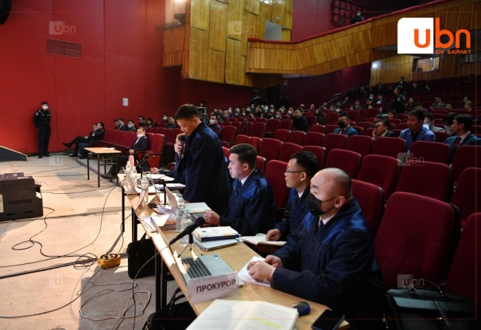 ШУУД: Хөгжлийн банкны гэх 41 хүнд холбогдох хэргийн шүүх хурал болж байна