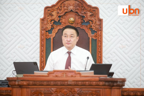 ШУУД: УИХ-ын дарга Д.Амарбаясгалан улс төрд өрнөж буй асуудалтай холбогдуулж мэдэгдэл хийж байна